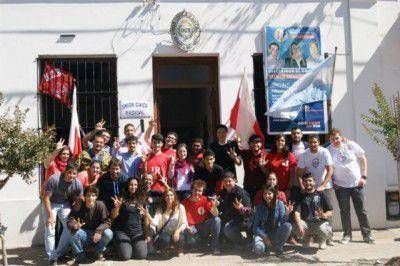 J�venes radicales de la regi�n se juntaron en Baradero