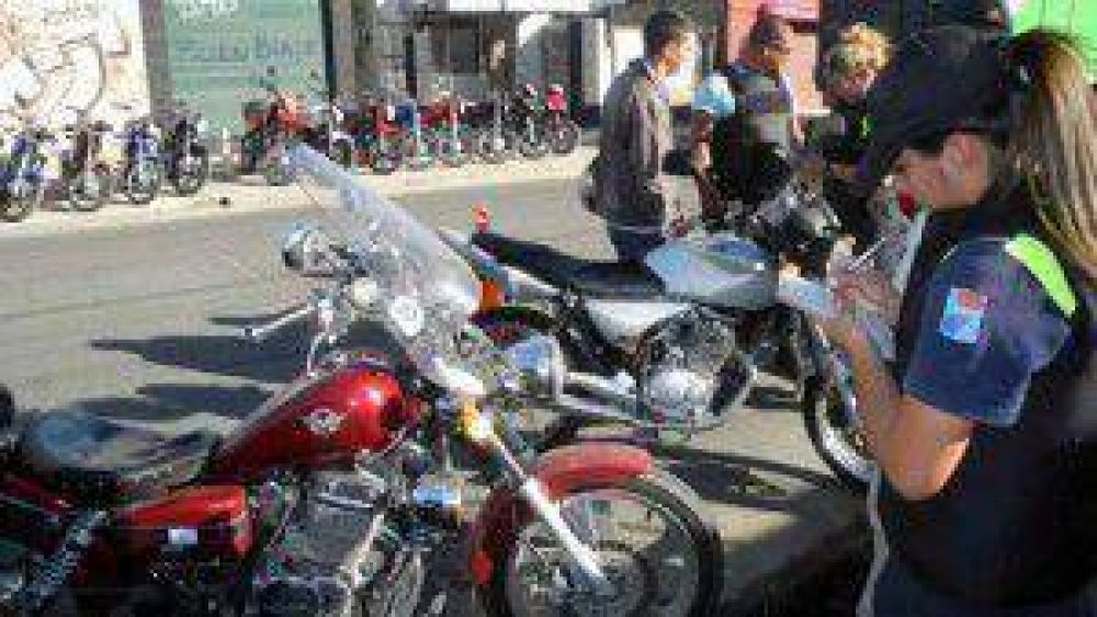 Fiorito: intensifican los operativos de tr�nsito