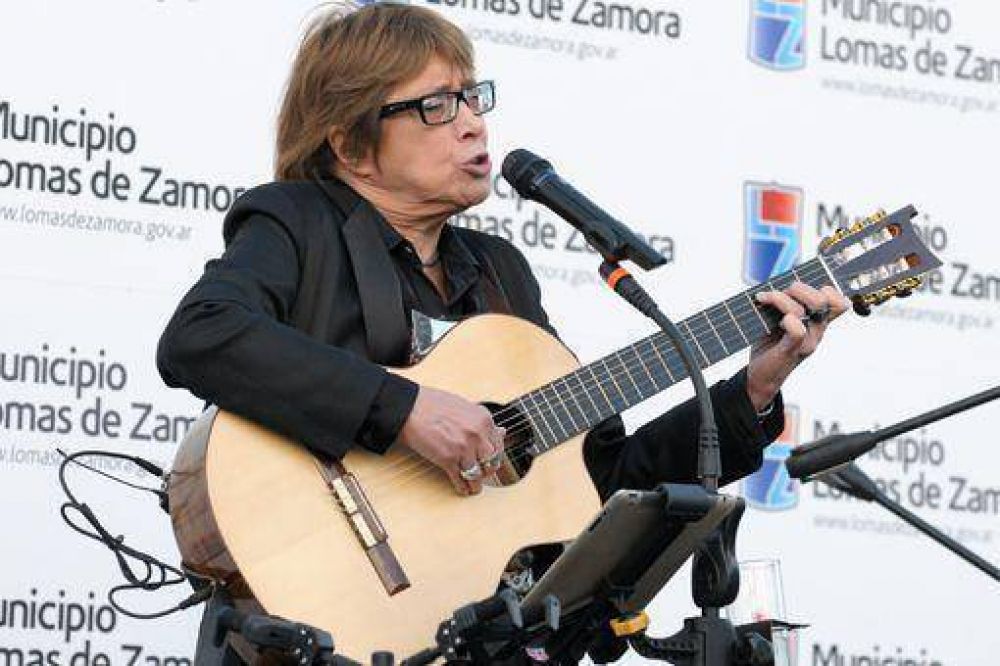 Teresa Parodi cant� por la memoria en San Jos�
