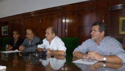 Diversos anuncios fueron realizados por el intendente Zurro