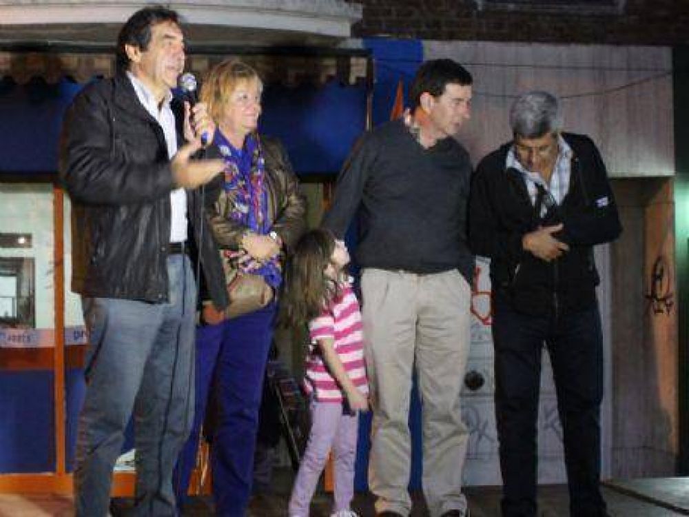 Unidad Popular oficializ las candidaturas de Cachorro Godoy y De Gennaro para las internas partidarias