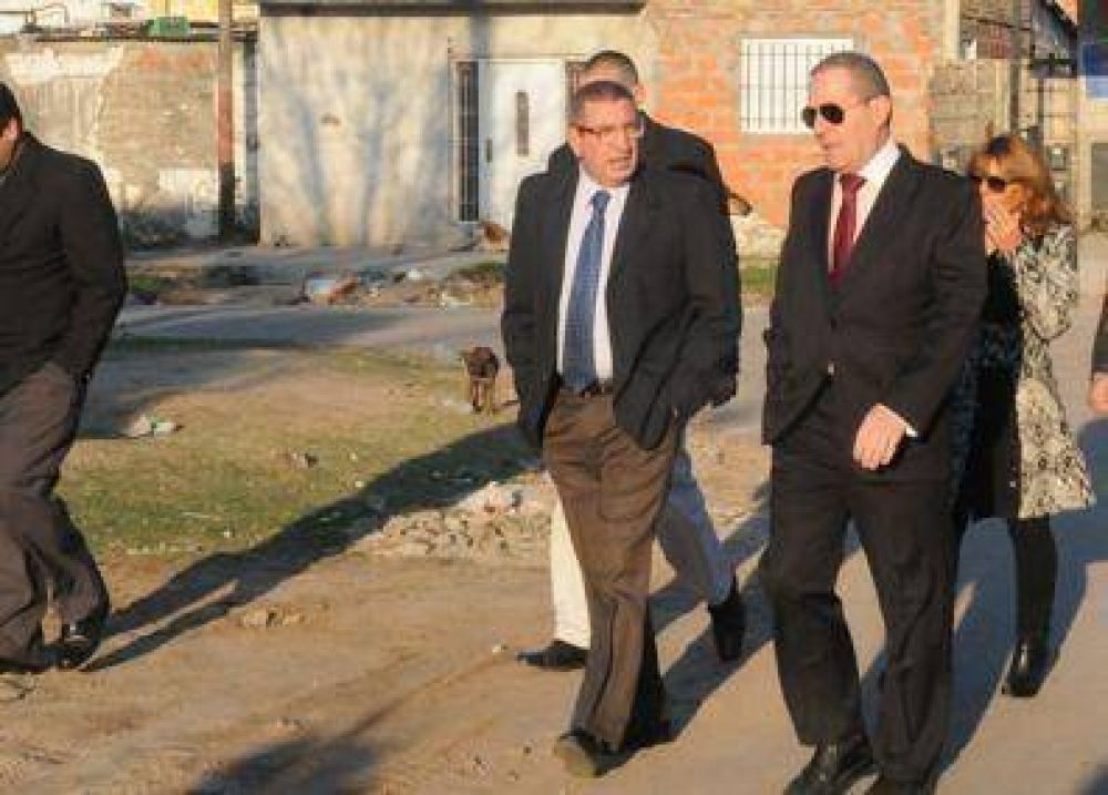 El testigo y el ex polic�a