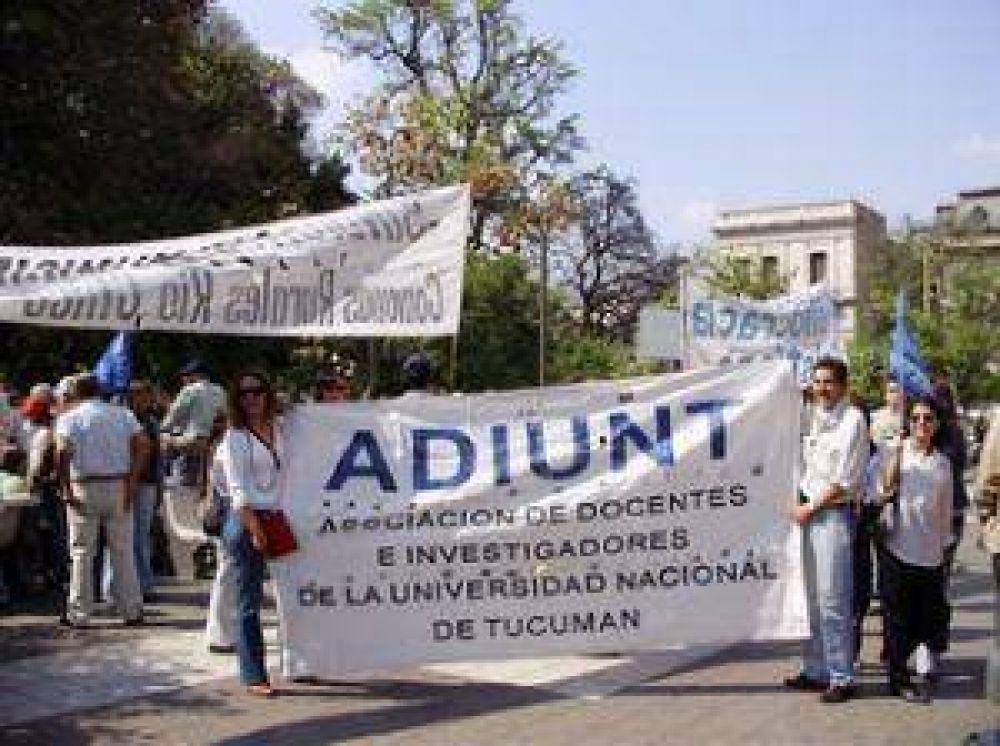 Adiunt ratific� el paro de actividades para el 27 y 28 de marzo