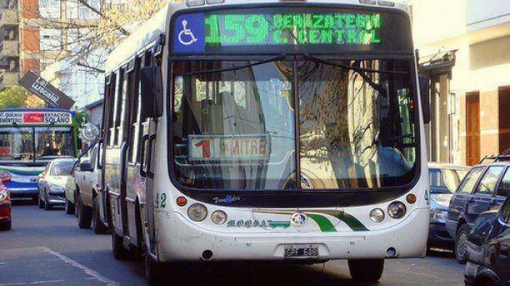 Asalto en un colectivo en Wilde: polic�a evit� el robo y mat� a un delincuente