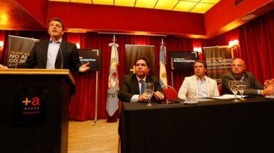 "Es mentira que la gente no puede opinar en material penal: si no, no existir�an los juicios por jurado"