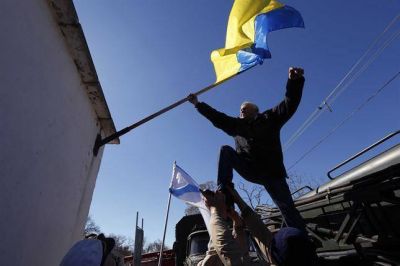 Drama y dolor en Ucrania al perder una base a�rea en Crimea