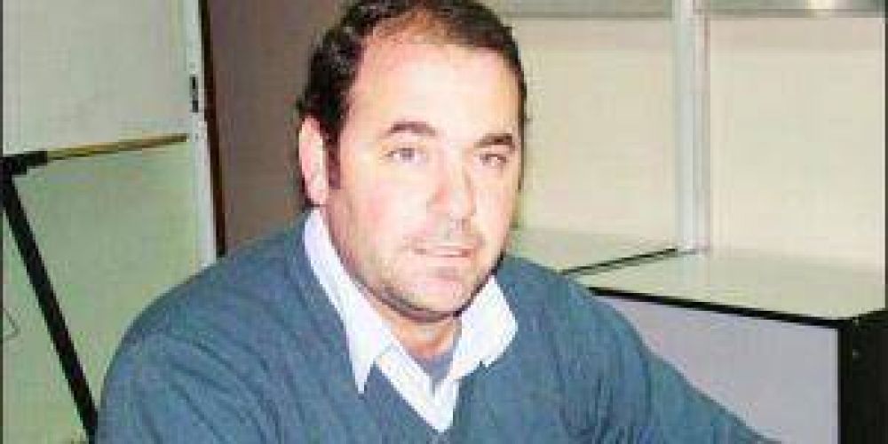 Colegio de Ingenieros destacan la disertaci�n de colegas de la CNEA