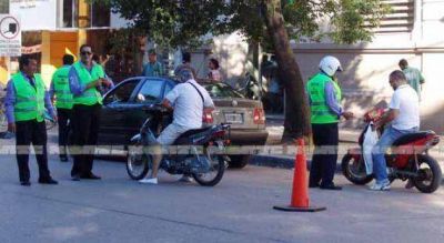 Cuatro Remises, 16 colectivos escolares y 44 motocicletas fueron retenidos por circular con irregularidad