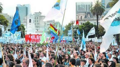 Aniversario del golpe: la oposici�n busca disputar los actos al kirchnerismo