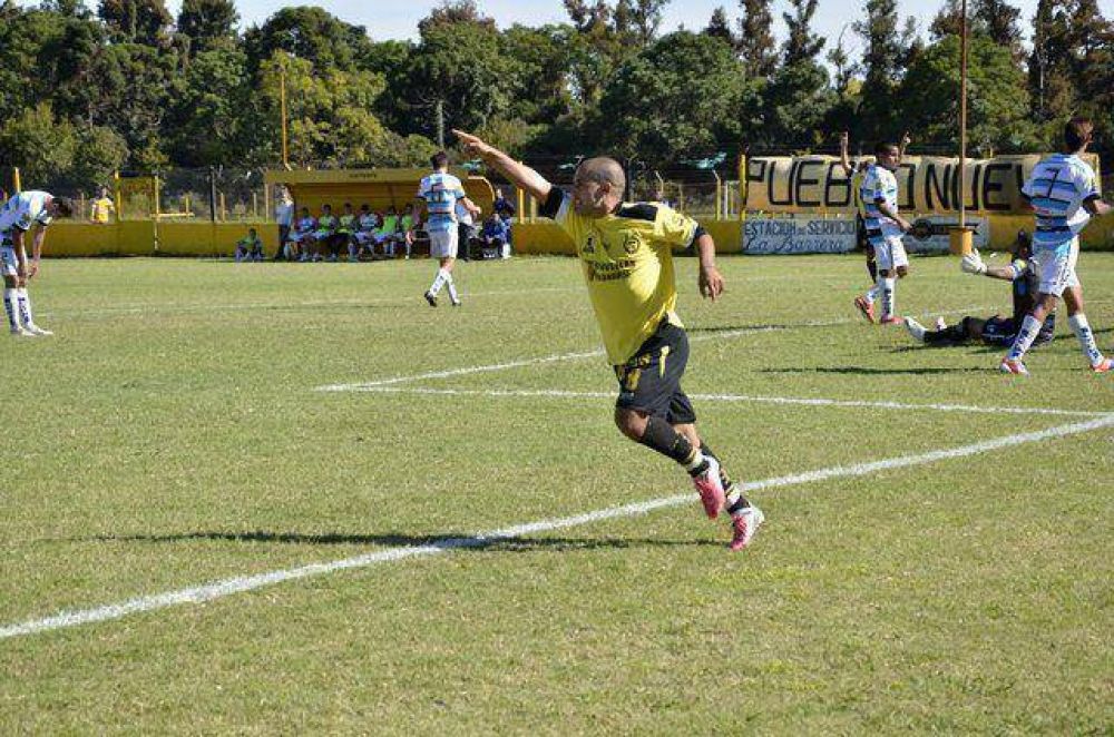 Flandria gole� y volvi� a la victoria ante su gente