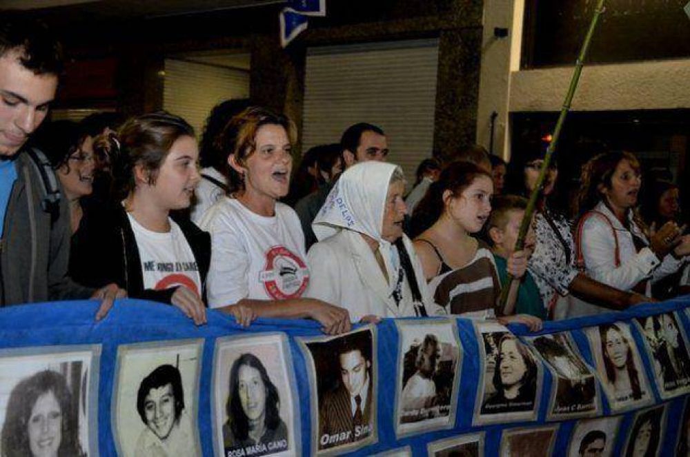 Se realiz� la marcha por: �La Memoria, por la Verdad y la Justicia�