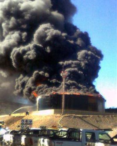 YPF apag� el incendio en Mendoza y aplica un plan de emergencia
