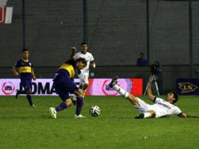 El QAC se defendi� y sac� un empate