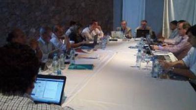 Profesionales analizaron la realidad econ�mica de la regi�n