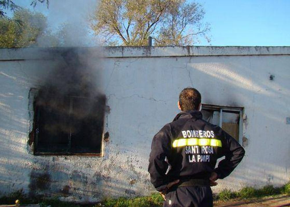 Otra vez quemaron una casa: ya van 3 veces