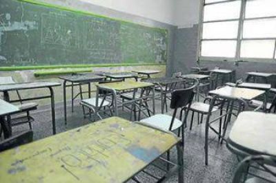 SE APLICAN LOS DESCUENTOS EN LOS SUELDOS DOCENTES DE CHUBUT