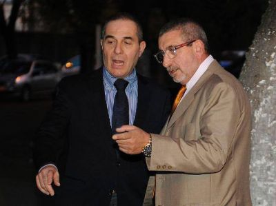 El plan para asesinar al juez Vienna y al fiscal Camporini inclu�a a un comisario
