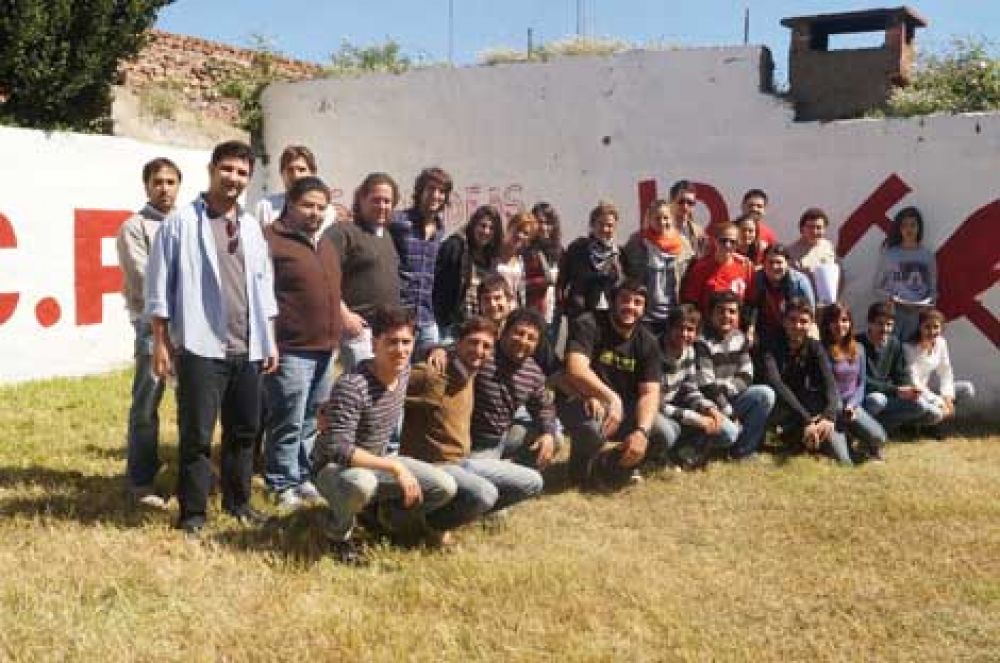 Se realiz� un encuentro de la Juventud Radical de la Cuarta Secci�n Electoral 
