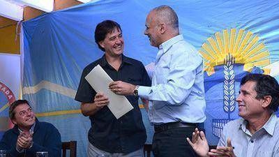 Confirman cien millones de inversi�n para infraestructura deportiva