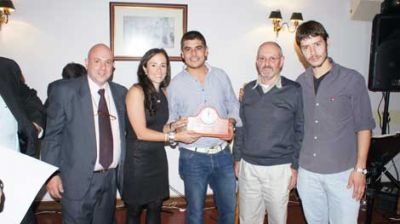 Reconocimiento a empresarios locales en la Expo Chivilcoy Produce 2014 