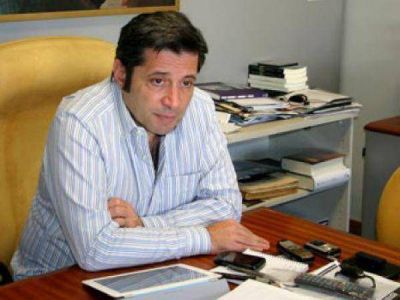 "Massa y Macri son la nueva derecha"