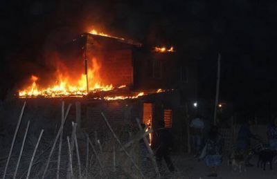 Una mujer falleci� en tr�gico incendio en Allen