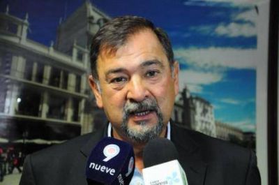 Miguel Isa recibe a la comisi�n de Familiares de V�ctimas de la Impunidad