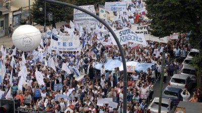 "El derecho de los chicos y el de los padres de los chicos prevalece sobre el de huelga"