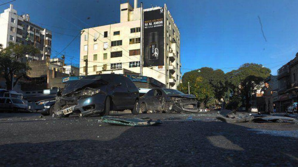 Murieron tres j�venes por un choque en Luj�n en un feriado repleto de accidentes de tr�nsito