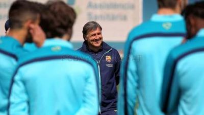 Feliz cumple, Tata