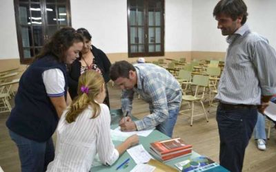 Entregaron microcr�ditos a emprendedores