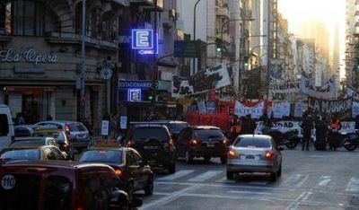 PRO busca limitar los cortes de calle