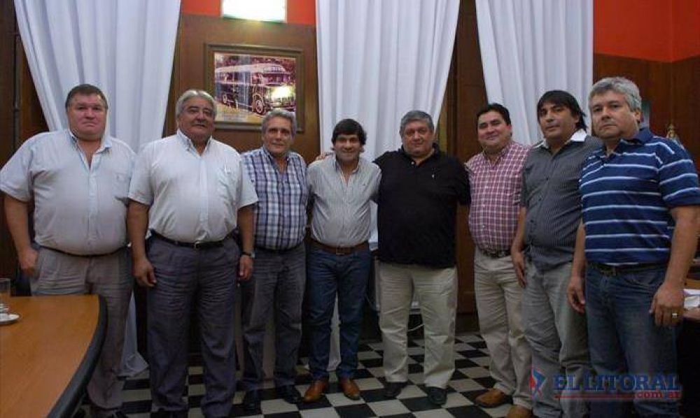 Massa volver�a en abril y re�ne apoyo sindical local