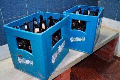 Pas� la noche �tras las rejas� por robar dos cajones de cerveza con envases vac�os