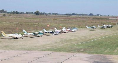 Se realiz� en Pehuaj� la primera Reuni�n de Aeroclubes