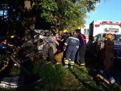 Tres j�venes murieron por un choque en la ruta 7, a la altura de la ciudad bonaerense Luj�n