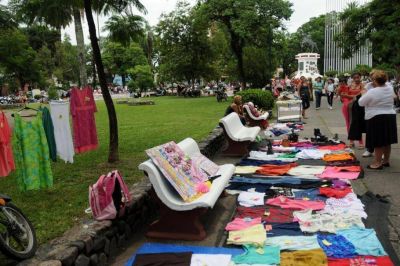 El municipio quiere limitar el avance de las ferias urbanas en San Miguel de Tucum�n