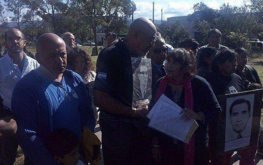Santilln: gente que estuvo con la dictadura hoy se convierten en jueces de los trabajadores