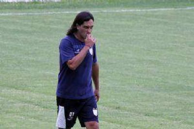 Atl�tico Tucum�n: Diego Erroz present� la renuncia