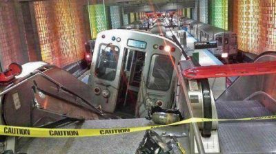 Impresionante choque de trenes en Chicago: 30 heridos
