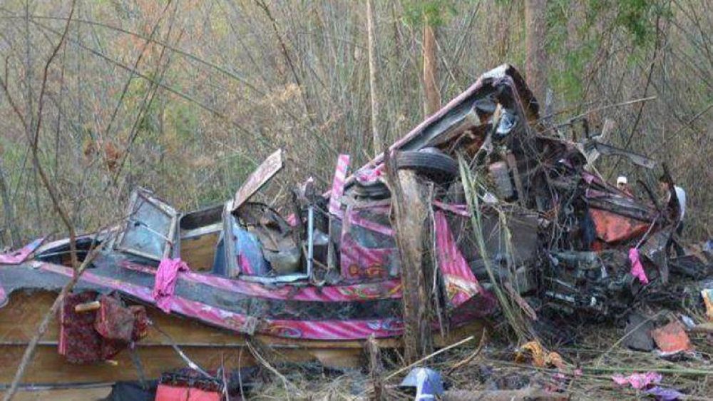 Al menos 30 muertos por un accidente de autob�s en Tailandia