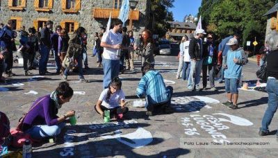Bariloche conmemora el D�a de la Memoria