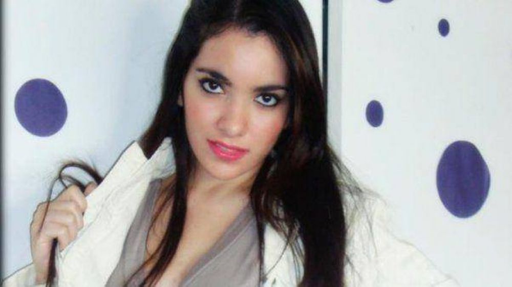 Una chica de 19 a�os denunci� que la obligaron a desnudarse en una comisar�a