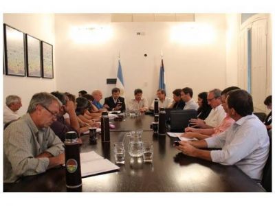 El gobierno ofreci� a los estatales un incremento del 25% en dos tramos