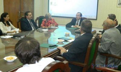 Unne: Del Valle buscar� la reelecci�n y Veirav� apuesta a la alternancia