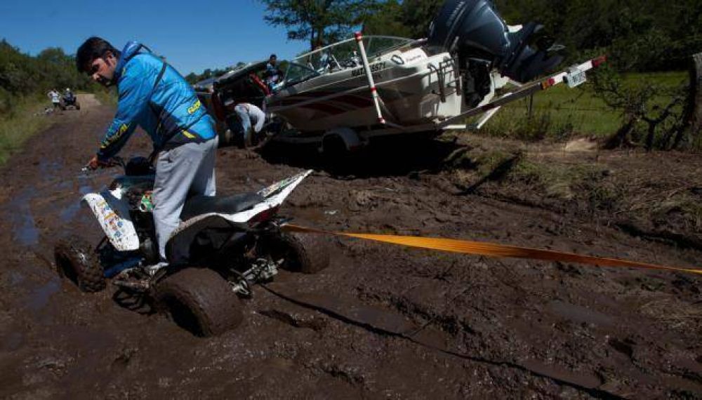 Aislados: parajes serranos llevan semanas sin caminos