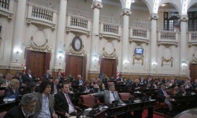 Aprueban ley que distribuye el 20% de la tasa vial a municipios