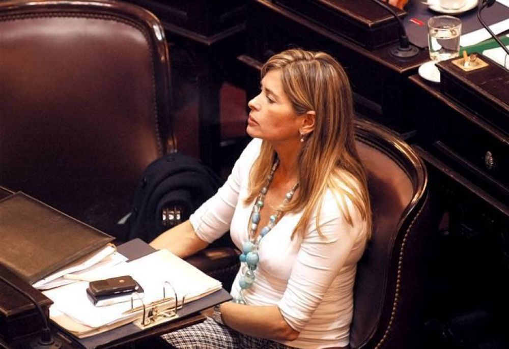 Quin es la senadora amiga de CFK que no habl en todo 2013