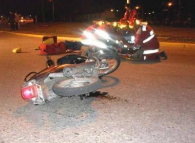 Un motociclista termin� grave tras un accidente en la ruta 12
