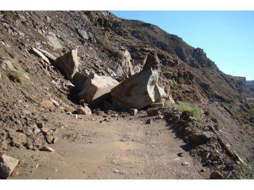La semana entrante habilitar�an el camino del Ca��n del Atuel